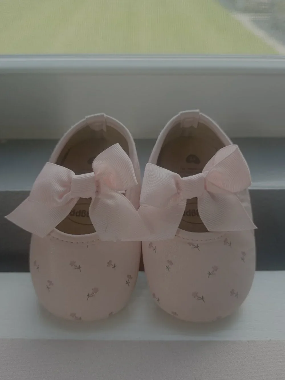 Pink Bow Baby Girl Shoes Size 12 Months